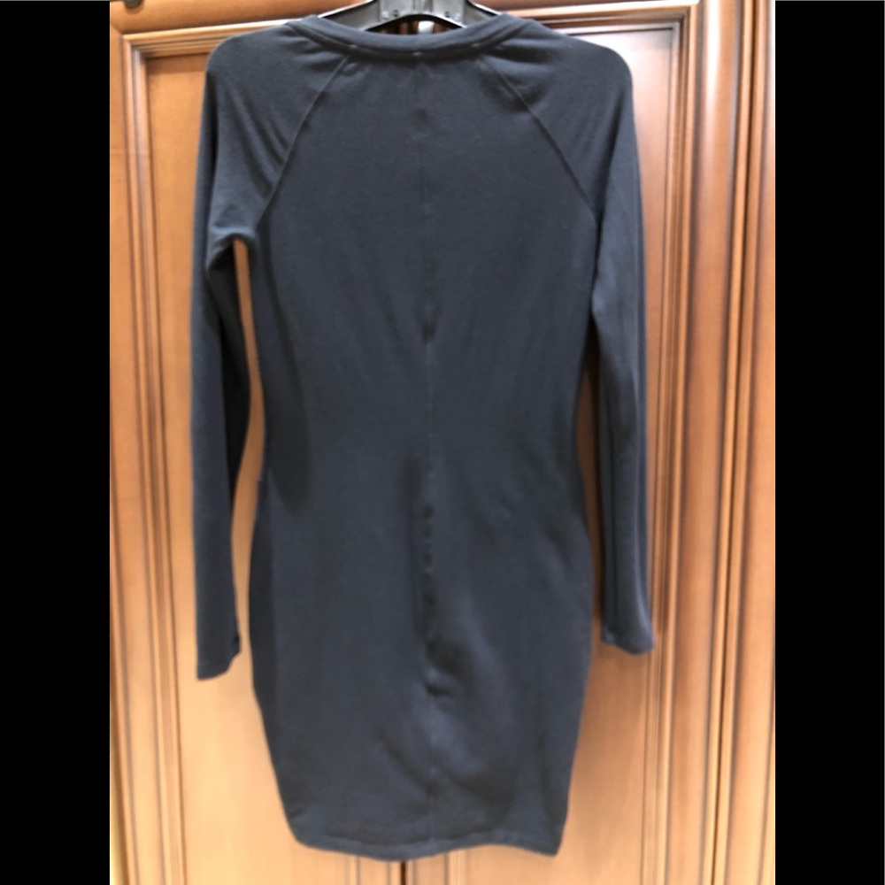 Athleta v neck dress xs - Picture 2 of 2
